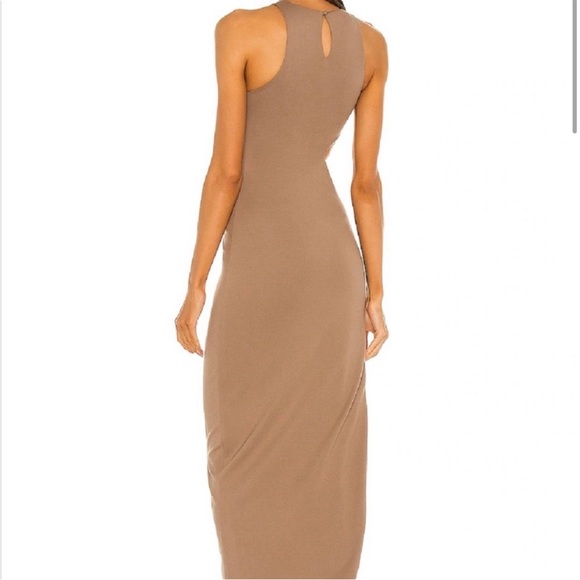 NWT!! Michael Costello x REVOLVE Rylan Midi Dress in Taupe - Picture 6 of 12